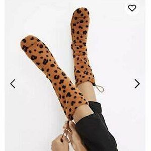 Madewell fleece sock covers